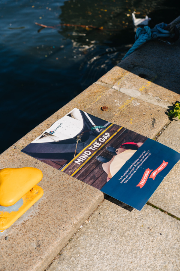 Plakat A2 Mind the gap