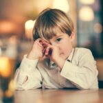 Gutt ser litt sliten ut